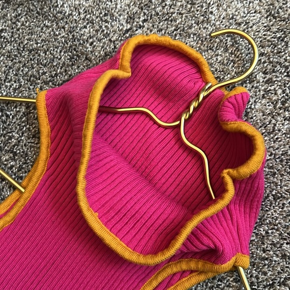 Hot pink ribbed sweater dress - Picture 3 of 3